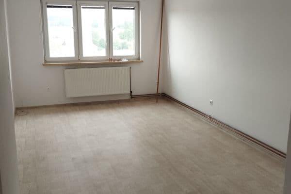 Prenájom bytu 2-izbový 37 m², Sídliště, Trhové Sviny Prenájom bytu 2-izbový 37 m², Sídliště, Trhové Sviny