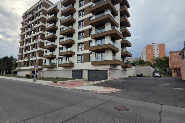 Prenájom bytu 2-izbový 51 m², Arnošta Valenty, Praha Prenájom bytu 2-izbový 51 m², Arnošta Valenty, Praha