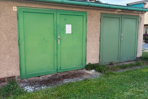 Prenájom garáže 18 m², U Chodníčku, Staré Město Prenájom garáže 18 m², U Chodníčku, Staré Město