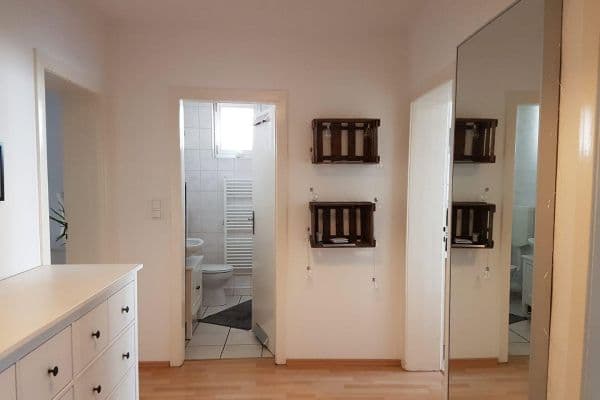 Prenájom bytu 3-izbový 75 m², Querstr. 5, Wuppertal, Severné Porýnie - Westfálsko Prenájom bytu 3-izbový 75 m², Querstr. 5, Wuppertal, Severné Porýnie - Westfálsko