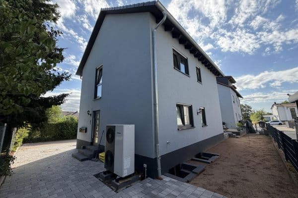 Prenájom bytu 3-izbový 79 m², Fasaneriestr. 63a, Hanau, Hesensko Prenájom bytu 3-izbový 79 m², Fasaneriestr. 63a, Hanau, Hesensko
