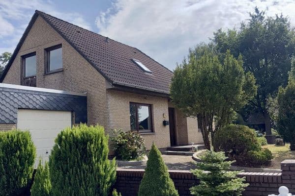 Predaj domu 152 m², pozemok 696 m², Weimarer Straße 2, Delmenhorst Predaj domu 152 m², pozemok 696 m², Weimarer Straße 2, Delmenhorst