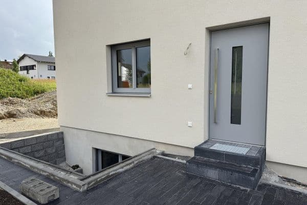 Prenájom bytu 2-izbový 50 m², Ottenhofen, Bavorsko Prenájom bytu 2-izbový 50 m², Ottenhofen, Bavorsko