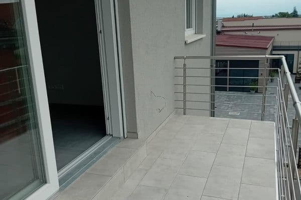 Prenájom bytu 4-izbový 112 m², Weinstr. 59, Bockenheim an der Weinstraße Prenájom bytu 4-izbový 112 m², Weinstr. 59, Bockenheim an der Weinstraße