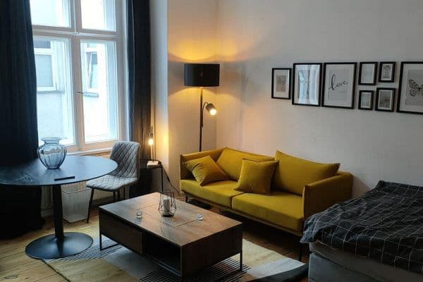Prenájom bytu 1-izbový 38 m², Adresse Pettenkoferstraße 7, Friedrichshain, Berlín Prenájom bytu 1-izbový 38 m², Adresse Pettenkoferstraße 7, Friedrichshain, Berlín