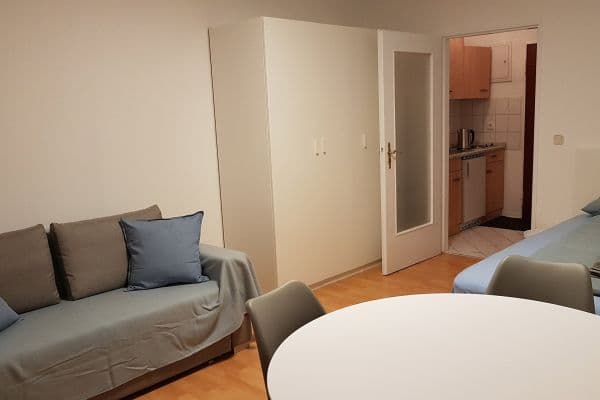 Prenájom bytu 1-izbový 30 m², Fürther Straße 8, Nürnberg Prenájom bytu 1-izbový 30 m², Fürther Straße 8, Nürnberg