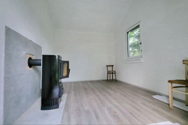 Predaj rekreačného objektu 12 m², pozemok 271 m², Tomkova, Praha Predaj rekreačného objektu 12 m², pozemok 271 m², Tomkova, Praha