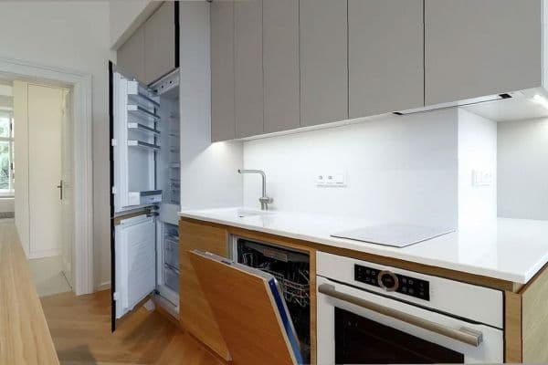 Prenájom bytu 2-izbový 56 m², Lidická, Prague Prenájom bytu 2-izbový 56 m², Lidická, Prague