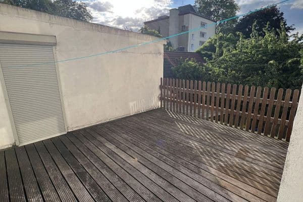Prenájom bytu 5-izbový 115 m², Hochemmericher Str. 52, Duisburg Prenájom bytu 5-izbový 115 m², Hochemmericher Str. 52, Duisburg