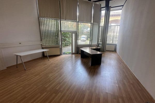 Prenájom nebytového priestoru 86 m², Georg-Schumann-Straße 294, Leipzig Prenájom nebytového priestoru 86 m², Georg-Schumann-Straße 294, Leipzig