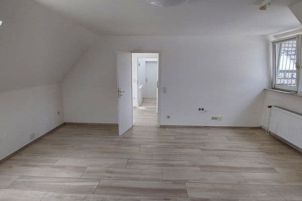 Prenájom bytu 1-izbový 36 m², Ratingen Prenájom bytu 1-izbový 36 m², Ratingen