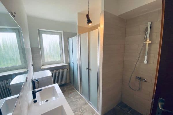 Prenájom bytu 4-izbový 108 m², Mauern, Bavorsko Prenájom bytu 4-izbový 108 m², Mauern, Bavorsko