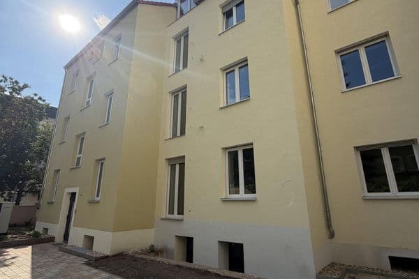 Prenájom bytu 3-izbový 70 m², Erlangerstraße 91, Fürth Prenájom bytu 3-izbový 70 m², Erlangerstraße 91, Fürth