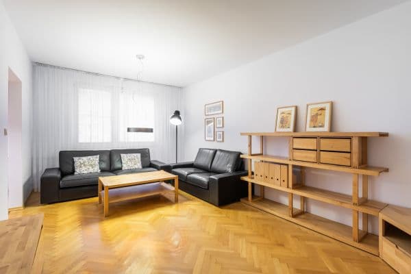 Prenájom bytu 3-izbový 78 m², Čajkovského, Olomouc Prenájom bytu 3-izbový 78 m², Čajkovského, Olomouc