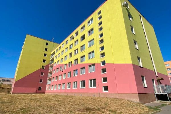 Prenájom bytu 2-izbový 40 m², Bryksova, Praha Prenájom bytu 2-izbový 40 m², Bryksova, Praha