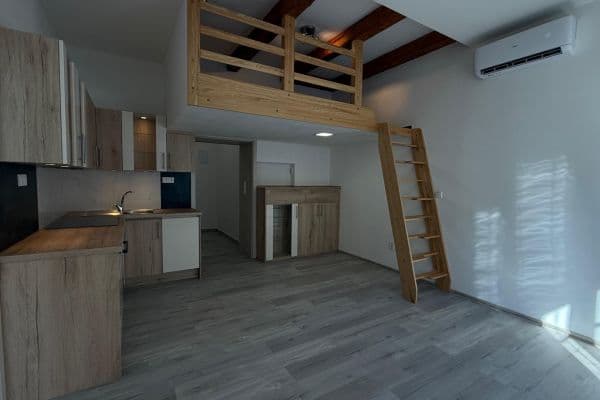 Prenájom bytu 2-izbový 46 m², Železničářská, Jičín, Královéhradecký kraj Prenájom bytu 2-izbový 46 m², Železničářská, Jičín, Královéhradecký kraj