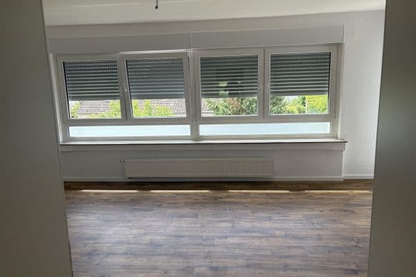 Prenájom bytu 3-izbový 80 m², Wuppertal Prenájom bytu 3-izbový 80 m², Wuppertal