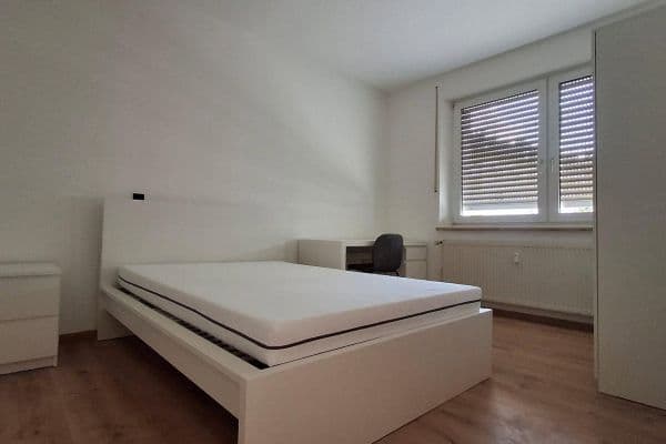 Prenájom bytu 15 m², Rollnerstraße 40, Nürnberg, Bavorsko Prenájom bytu 15 m², Rollnerstraße 40, Nürnberg, Bavorsko