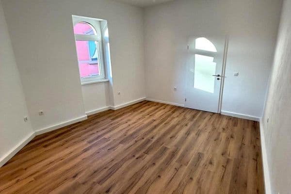 Prenájom bytu 1-izbový 34 m², Kaiserslautern, Porýnie-Falcko Prenájom bytu 1-izbový 34 m², Kaiserslautern, Porýnie-Falcko