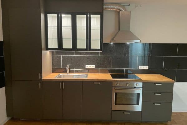 Prenájom bytu 2-izbový 91 m², Jahnstraße 10, Böblingen Prenájom bytu 2-izbový 91 m², Jahnstraße 10, Böblingen