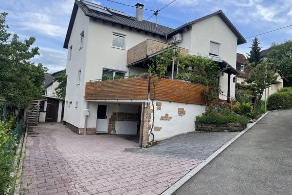 Predaj domu 147 m², pozemok 367 m², Wernau Predaj domu 147 m², pozemok 367 m², Wernau