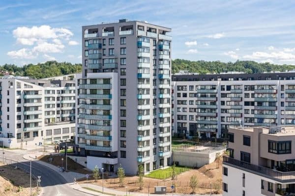 Prenájom bytu 1-izbový 32 m², Laponská, Praha Prenájom bytu 1-izbový 32 m², Laponská, Praha