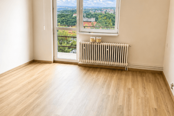Prenájom bytu 4-izbový 110 m², U Plátenice, Praha Prenájom bytu 4-izbový 110 m², U Plátenice, Praha