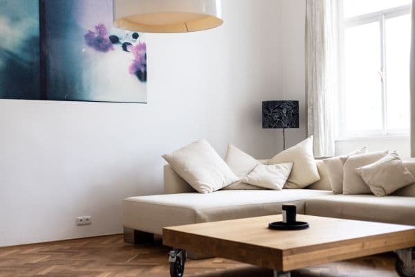 Prenájom bytu 3-izbový 112 m², Štěpánská, Praha Prenájom bytu 3-izbový 112 m², Štěpánská, Praha