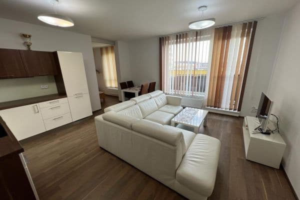 Prenájom bytu 2-izbový 55 m², Pod Harfou, Praha Prenájom bytu 2-izbový 55 m², Pod Harfou, Praha