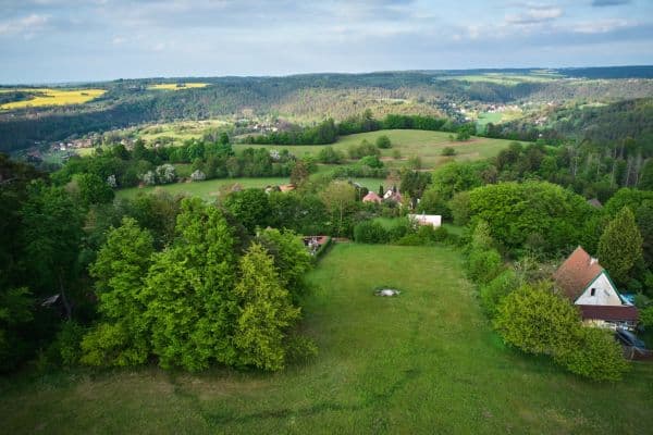 Predaj pozemku 1.885 m², Ledečko Predaj pozemku 1.885 m², Ledečko