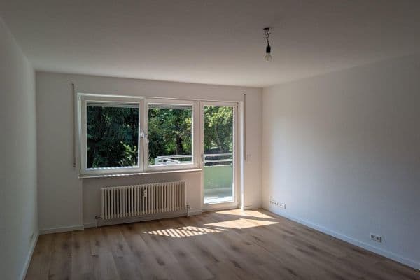 Prenájom bytu 2-izbový 82 m², Baden-Baden Prenájom bytu 2-izbový 82 m², Baden-Baden
