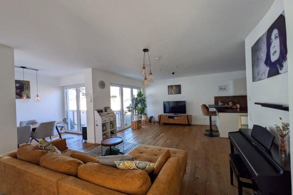 Predaj bytu 4-izbový 110 m², Friedrichsdorf Predaj bytu 4-izbový 110 m², Friedrichsdorf