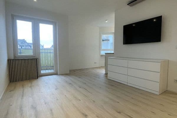Prenájom bytu 1-izbový 30 m², Nürnberg Prenájom bytu 1-izbový 30 m², Nürnberg