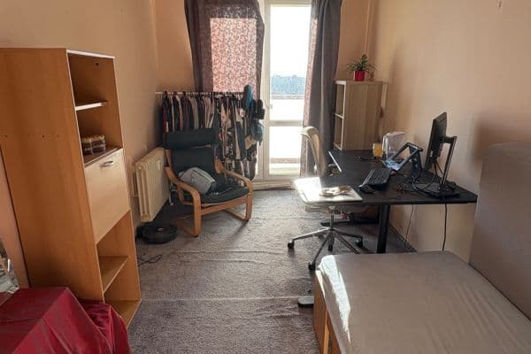 Prenájom bytu 3-izbový 85 m², Pod Lipami, Praha Prenájom bytu 3-izbový 85 m², Pod Lipami, Praha