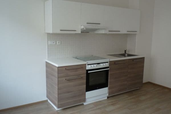 Prenájom bytu 2-izbový 40 m², Spáčilova, Brno Prenájom bytu 2-izbový 40 m², Spáčilova, Brno
