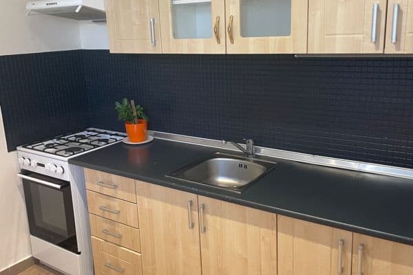 Prenájom bytu 1-izbový 35 m², sídliště Svobody, Prostějov Prenájom bytu 1-izbový 35 m², sídliště Svobody, Prostějov
