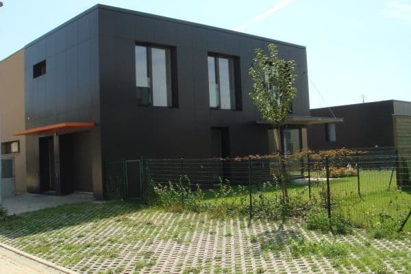 Prenájom domu 130 m², pozemok 240 m², Herrova, Praha Prenájom domu 130 m², pozemok 240 m², Herrova, Praha