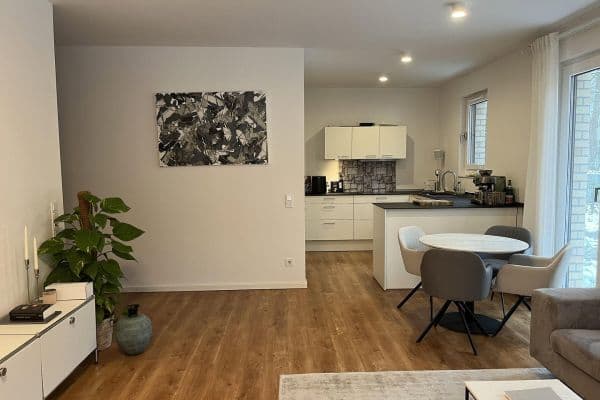 Prenájom bytu 3-izbový 86 m², Uhlenhorster Weg 29A, Hamburg, Hamburg Prenájom bytu 3-izbový 86 m², Uhlenhorster Weg 29A, Hamburg, Hamburg