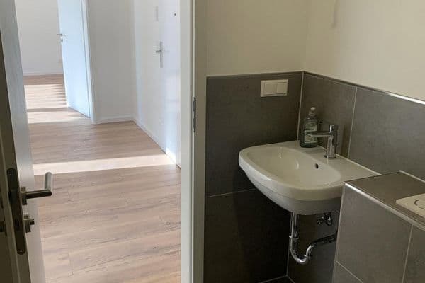 Prenájom bytu 2-izbový 57 m², Heddingheimer Str. 9, Hattersheim am Main Prenájom bytu 2-izbový 57 m², Heddingheimer Str. 9, Hattersheim am Main