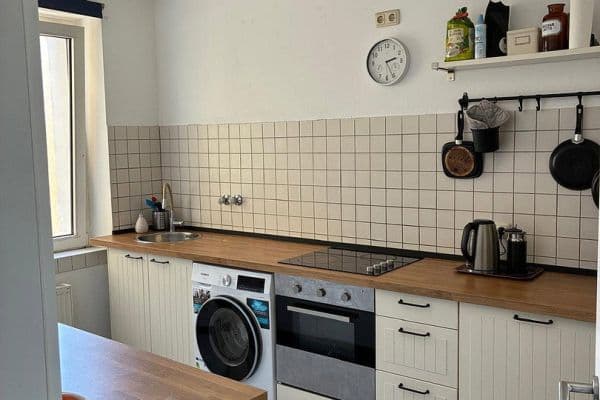 Prenájom bytu 3-izbový 71 m², Almastr. 11, Essen Prenájom bytu 3-izbový 71 m², Almastr. 11, Essen
