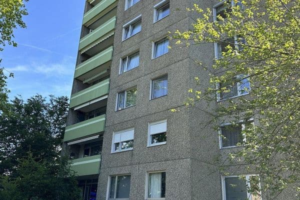 Prenájom bytu 3-izbový 81 m², Eisenacher Straße 4, Koblenz Prenájom bytu 3-izbový 81 m², Eisenacher Straße 4, Koblenz