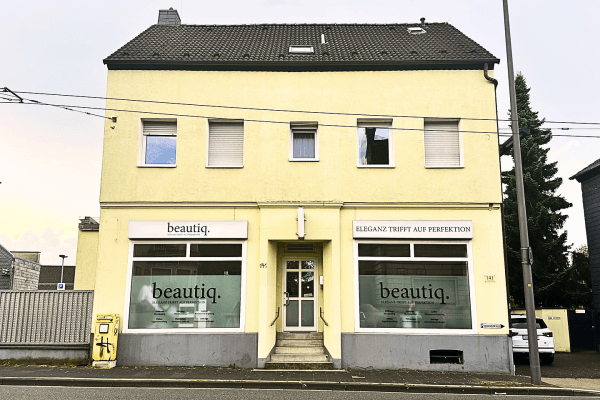 Predaj domu 290 m², pozemok 550 m², Solingen Predaj domu 290 m², pozemok 550 m², Solingen
