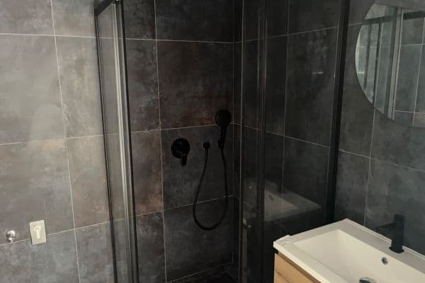 Prenájom bytu 2-izbový 54 m², Karla IV., Pardubice Prenájom bytu 2-izbový 54 m², Karla IV., Pardubice
