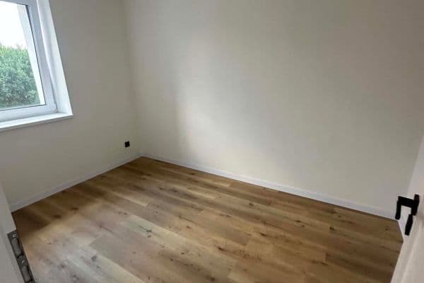 Prenájom bytu 2-izbový 42 m², Tlučenská kolonie, Tlučná Prenájom bytu 2-izbový 42 m², Tlučenská kolonie, Tlučná