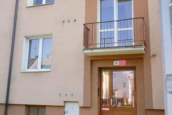 Prenájom bytu 1-izbový 39 m², tř. Míru, Olomouc Prenájom bytu 1-izbový 39 m², tř. Míru, Olomouc