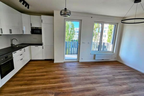 Prenájom bytu 2-izbový 53 m², Divíškové, Praha Prenájom bytu 2-izbový 53 m², Divíškové, Praha