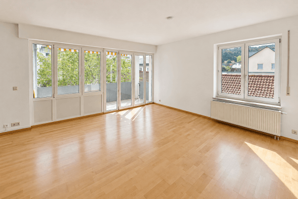 Prenájom bytu 4-izbový 101 m², Heiderfeldstr. 13, Steinheim am Albuch Prenájom bytu 4-izbový 101 m², Heiderfeldstr. 13, Steinheim am Albuch