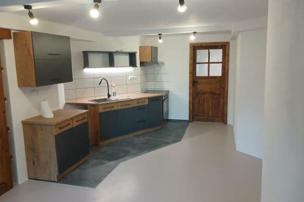 Prenájom bytu 2-izbový 36 m², Libčany Prenájom bytu 2-izbový 36 m², Libčany