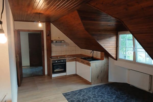 Prenájom bytu 3-izbový 100 m², Libčany Prenájom bytu 3-izbový 100 m², Libčany