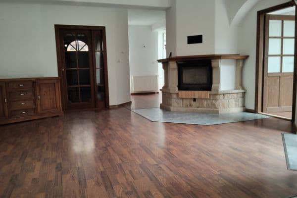 Prenájom bytu 2-izbový 95 m², Libčany Prenájom bytu 2-izbový 95 m², Libčany
